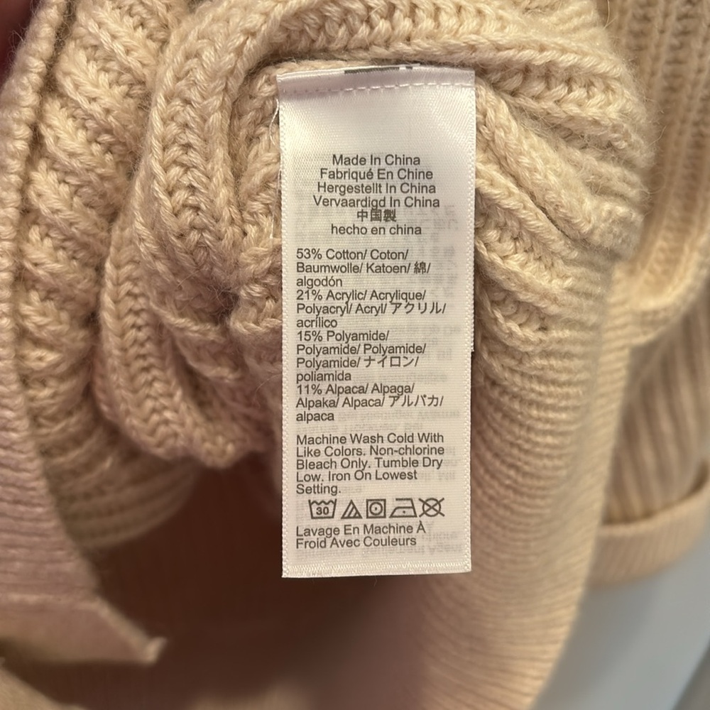 Beautiful J. Crew size XL Rib V-neck Cardigan Sweater - Picture 3 of 4